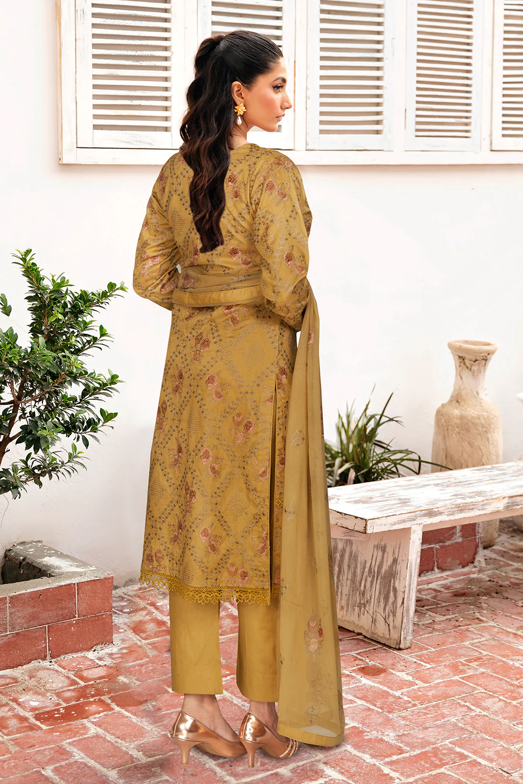 Ramsha Lawn Collection C-102