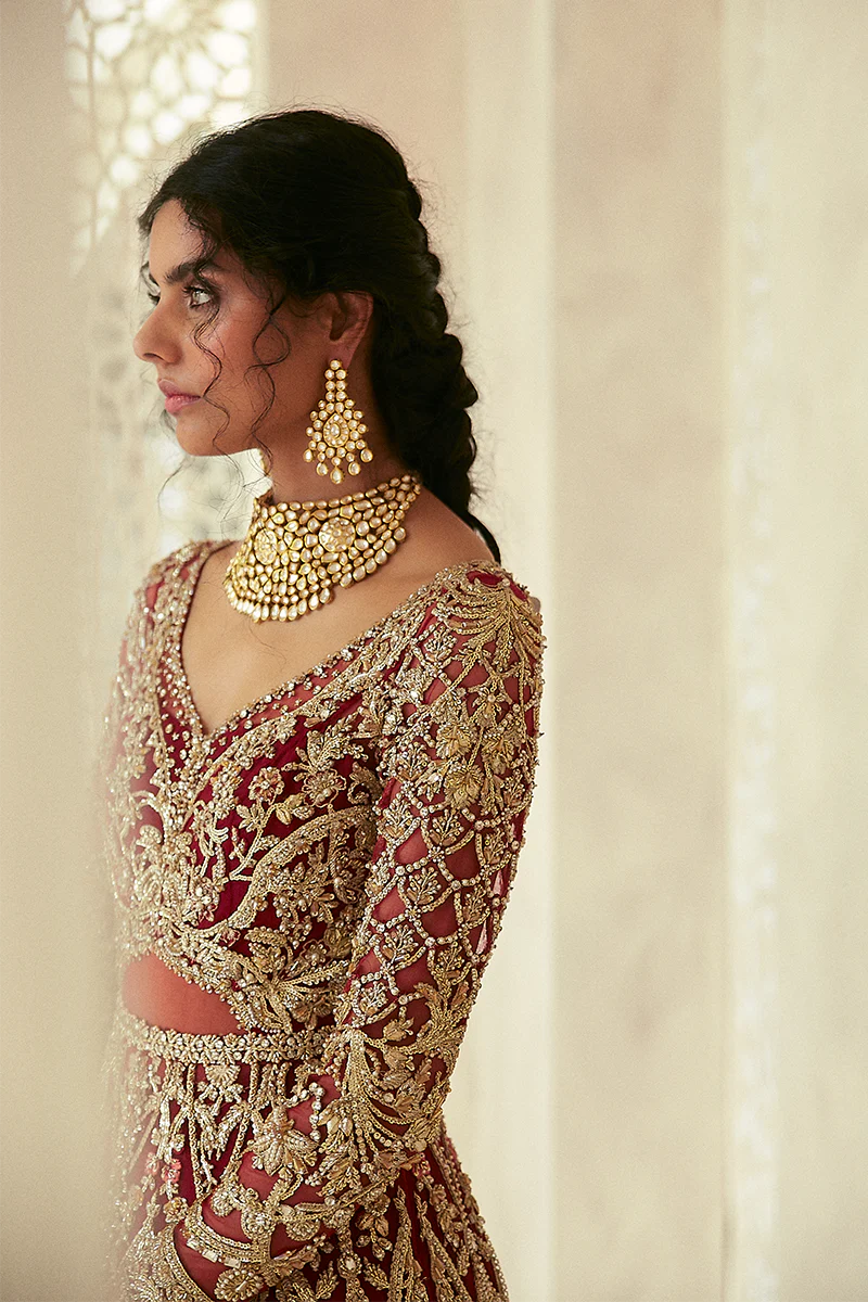 Suffuse Luxe AAB-E-ZAR '20 Scarlet