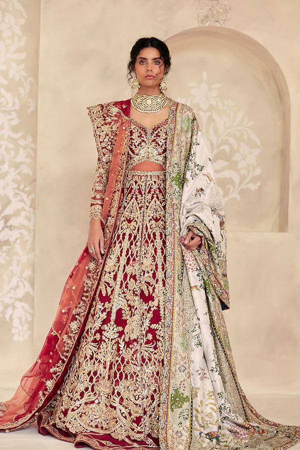 Suffuse Luxe AAB-E-ZAR '20 Scarlet