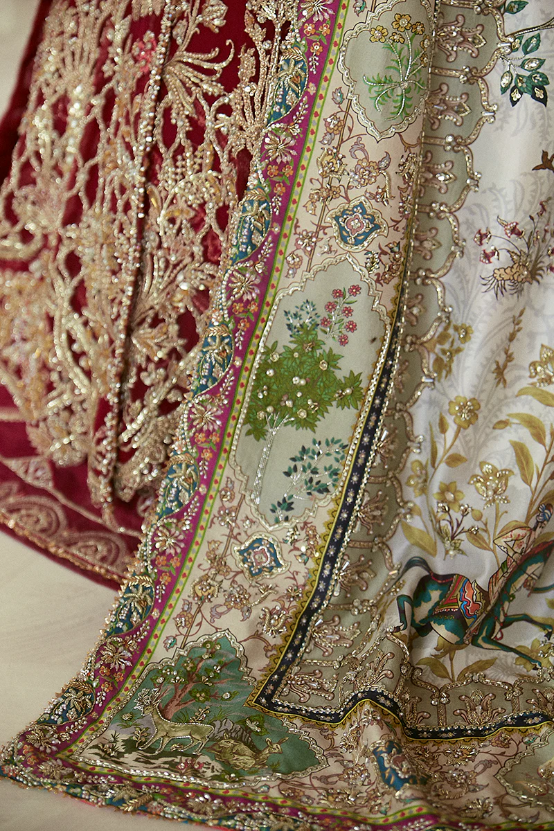 Suffuse Luxe AAB-E-ZAR '20 Scarlet